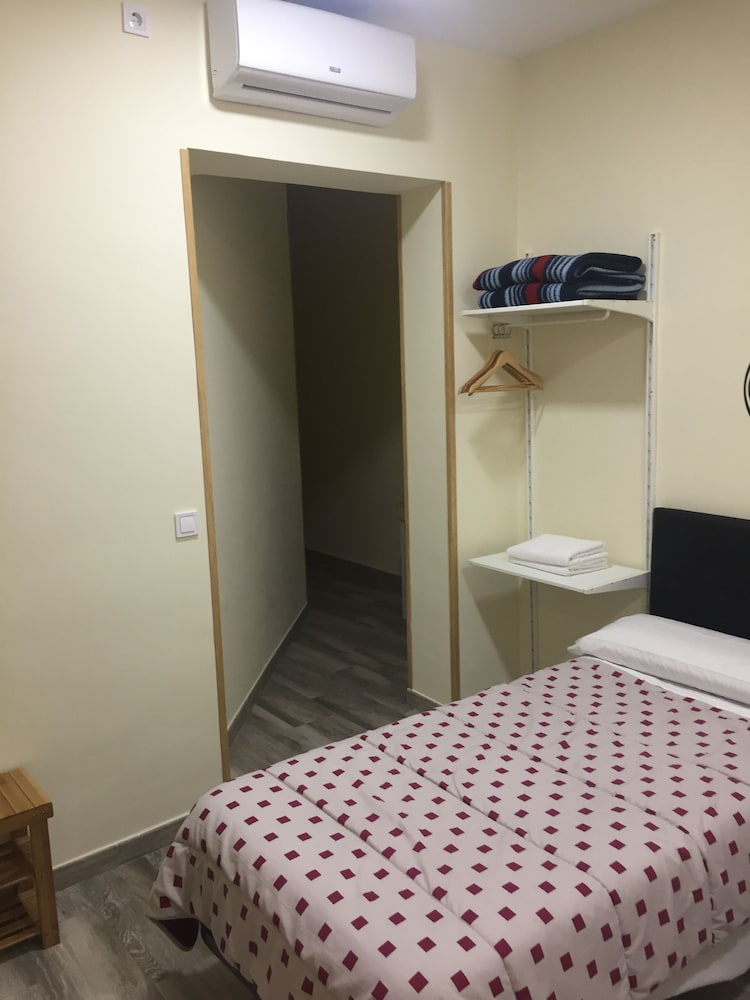 JQC Rooms 6/33