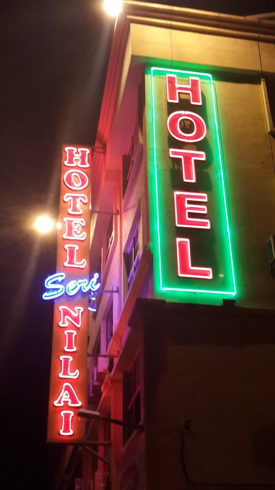 Hotel Seri Nilai 34/52