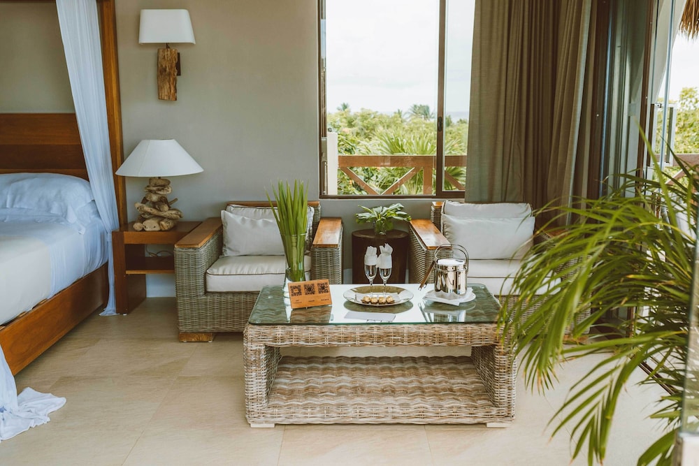 JASHITA HOTEL BOUTIQUE 47/84