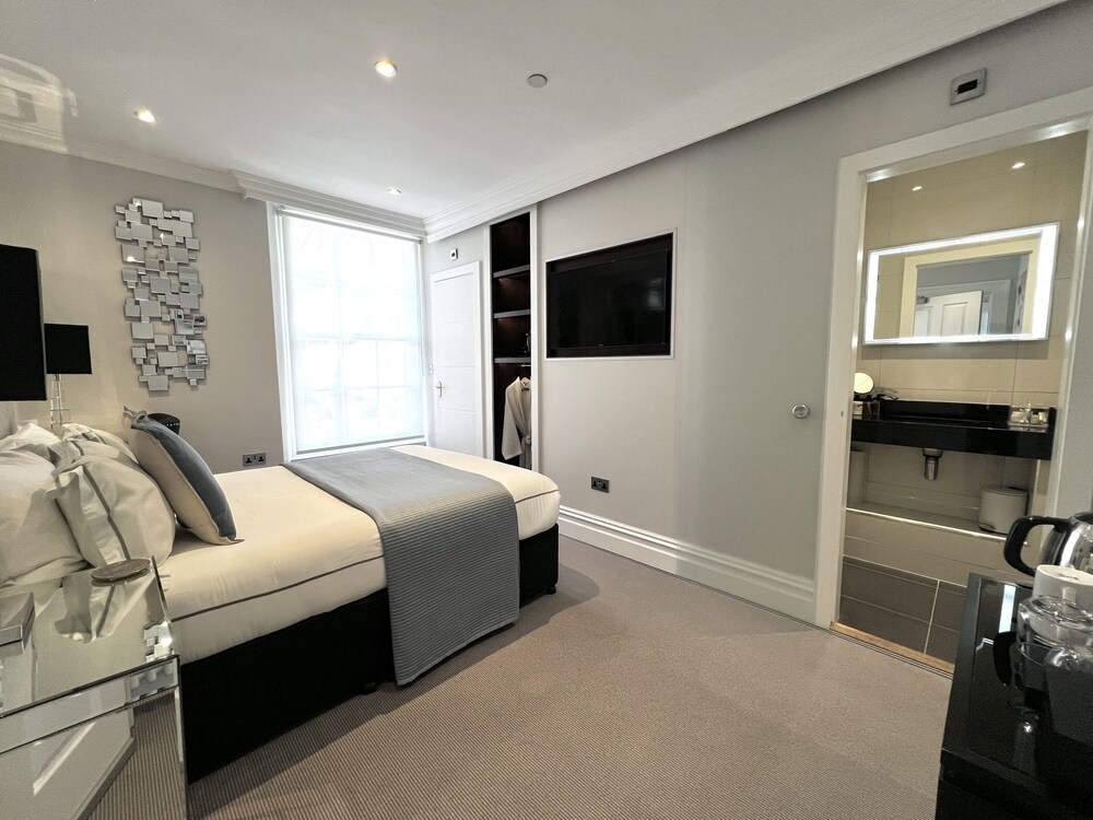 Tavistock House Hotel 22/38
