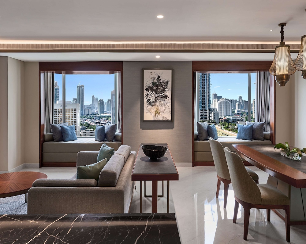 GRAND HYATT JAKARTA 46/77
