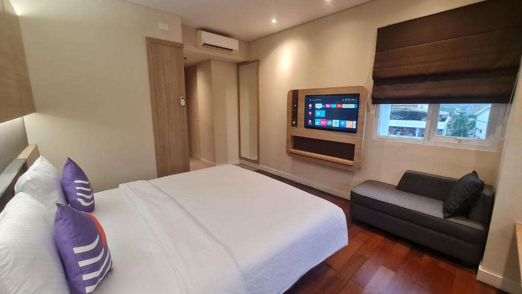 Deluxe, Double Bed
