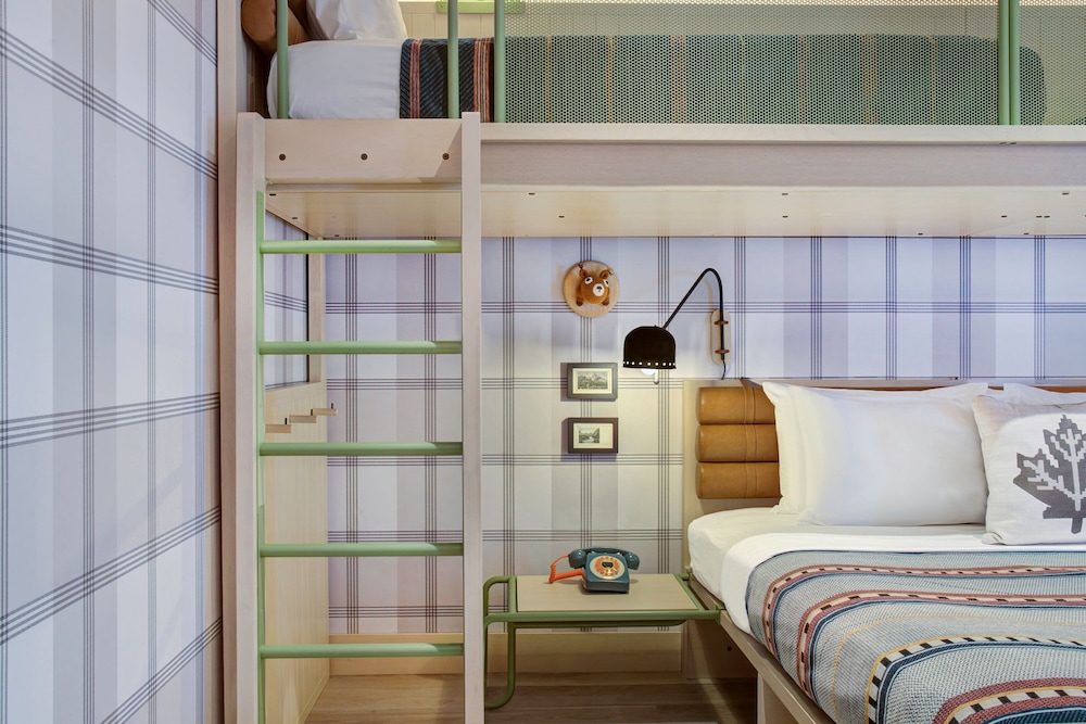 جناح بسريرين منفصلين، Moxy Banff 5/5