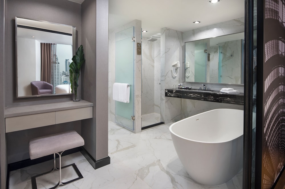 Mercure Bangkok Makkasan 78/79