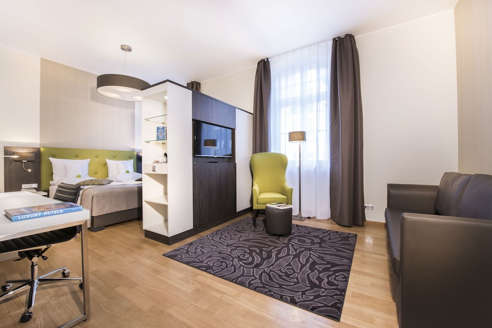 Hotel Collegium Leoninum 18/43