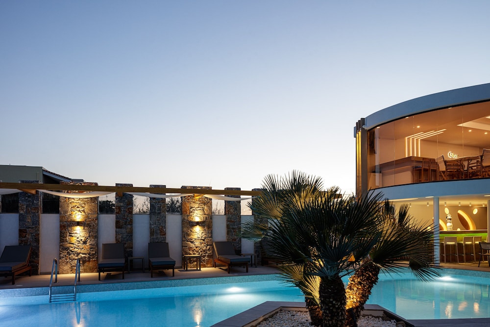 Golden Bay 2/50