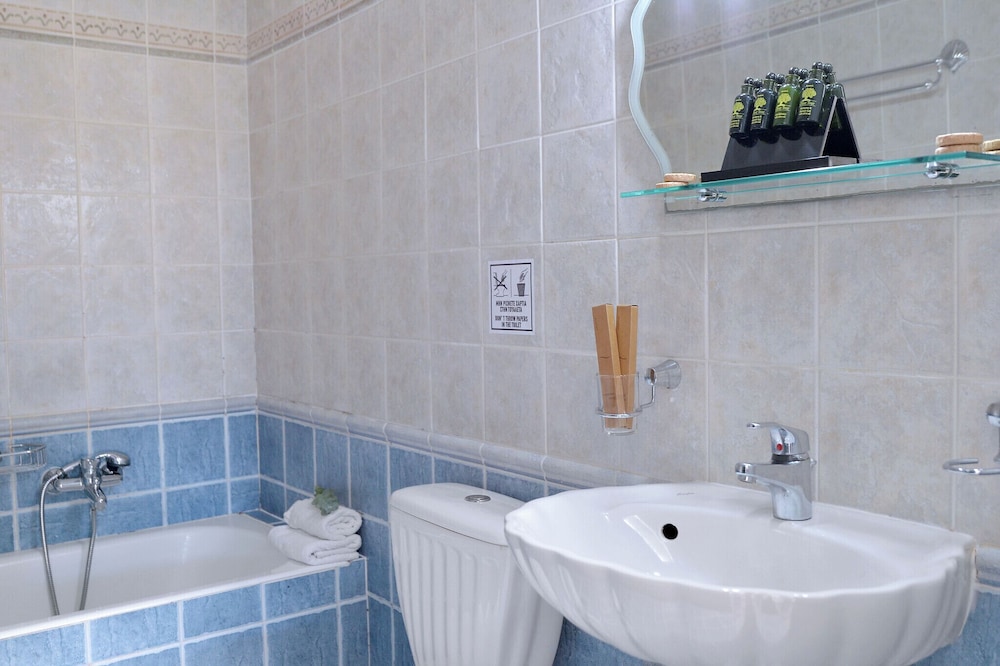 Vasilaras Hotel 48/50