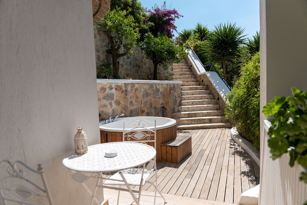 Unique Hotel Fethiye 57/69