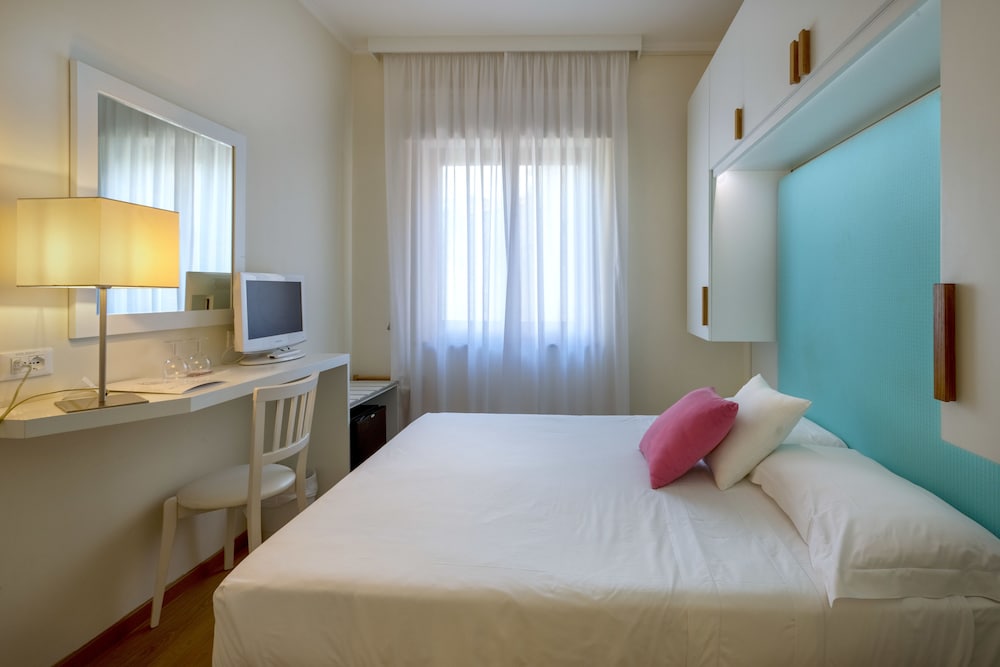 ECONOMY, DOUBLE BED