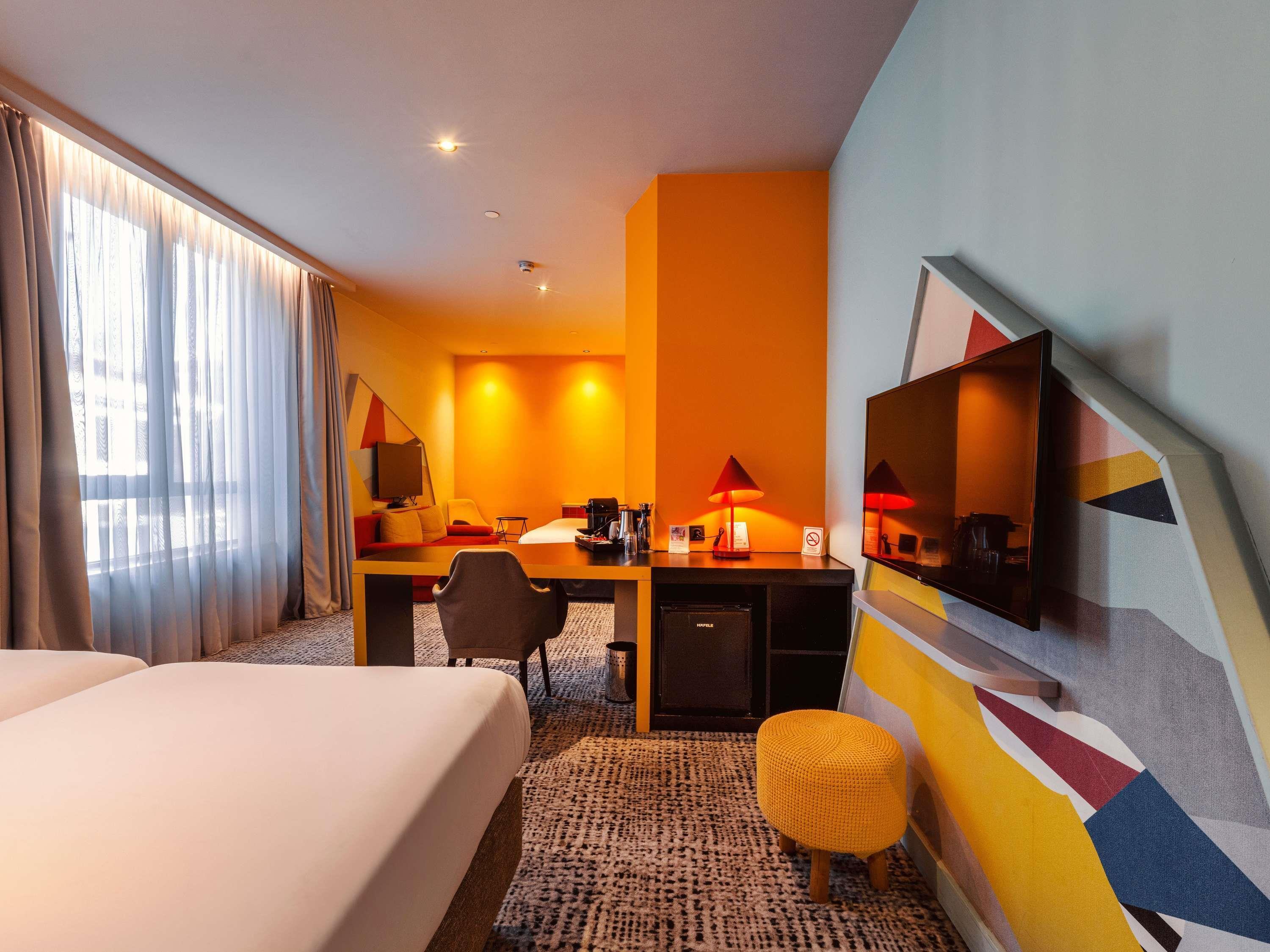 غرفة عائلية بسرير كينج، Ibis Styles Tbilisi Center 3/9