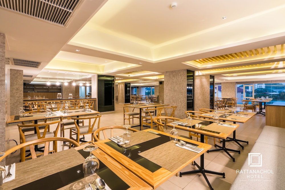 Rattanachol Hotel 34/50