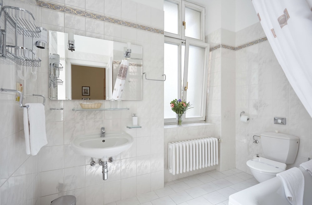 Park Spa Hotel Sirius 32/35