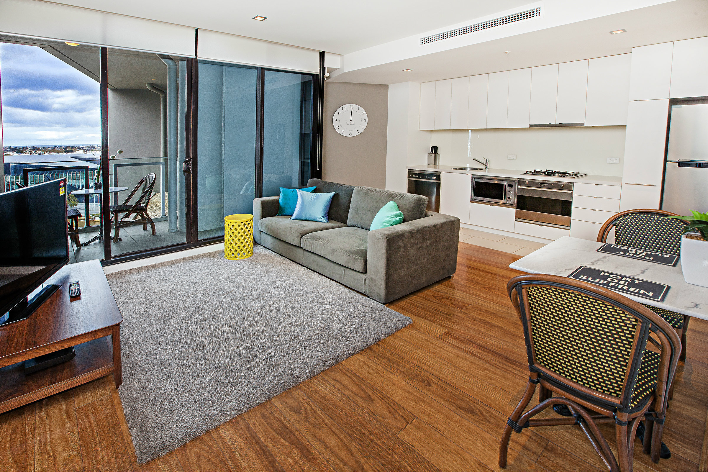 Waterfront Apartments Melbourne 42/56
