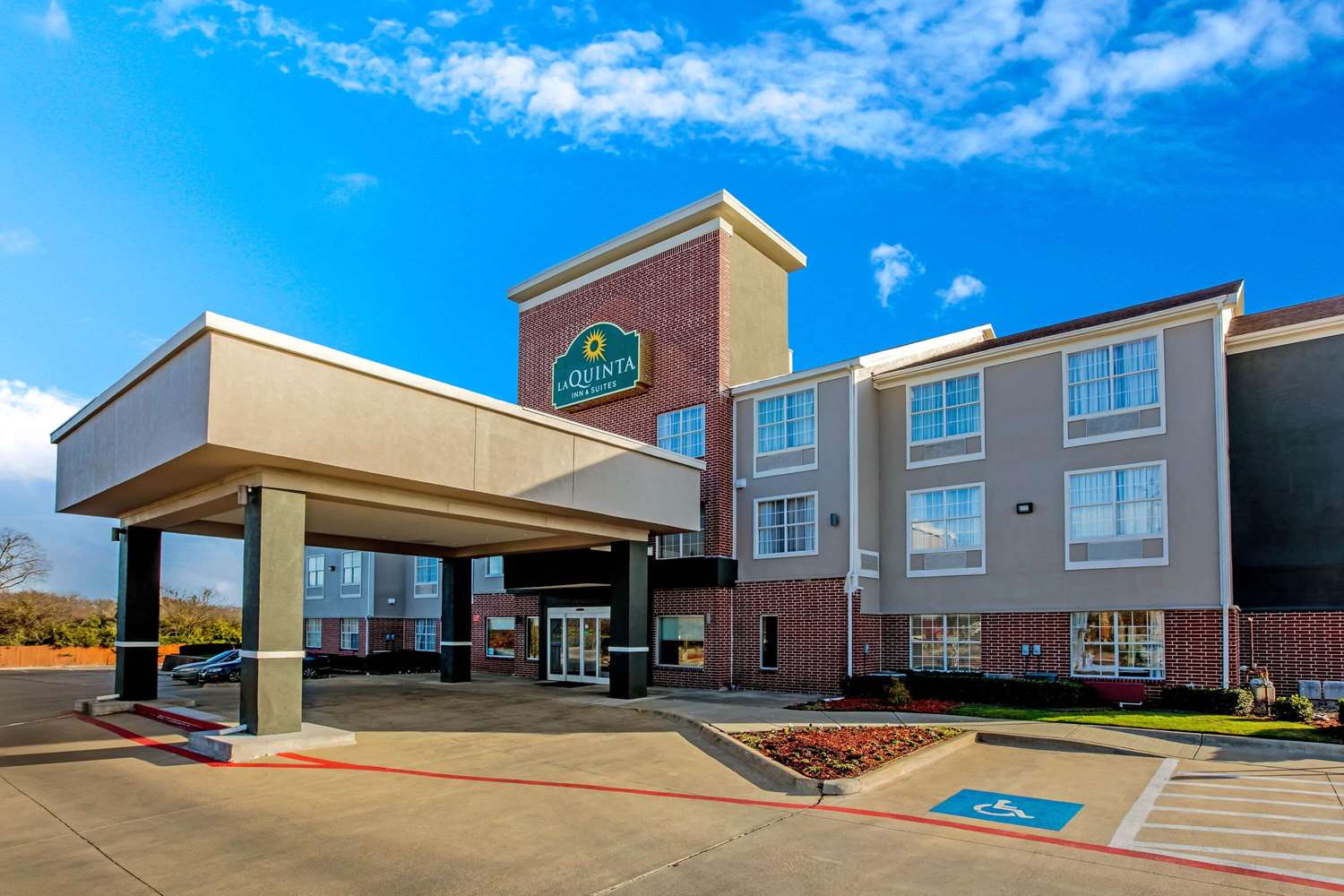 La Quinta Inn & Suites by Wyndham Dallas Mesquite 56/67