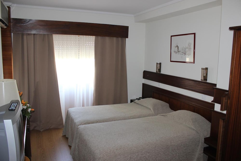 Hotel Moinho de Vento 4/16