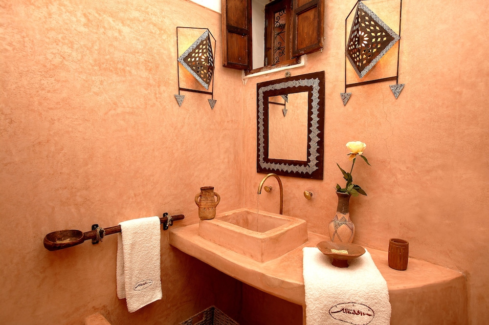 RIAD ALADDIN 25/76