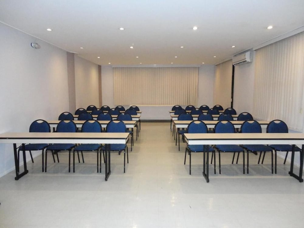 Fenix Hotel Limeira 32/37