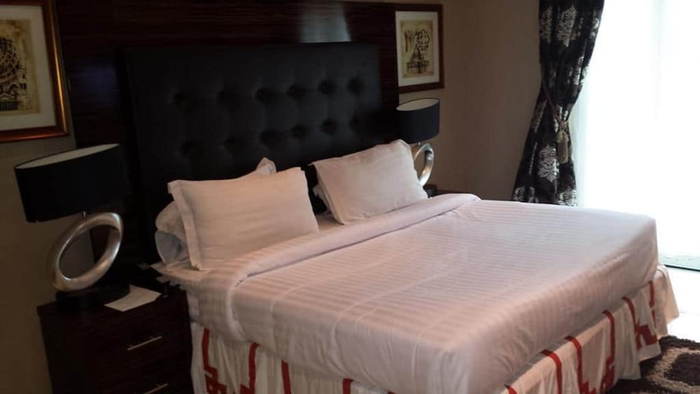 Executive, Suite, King Bed, Sofa