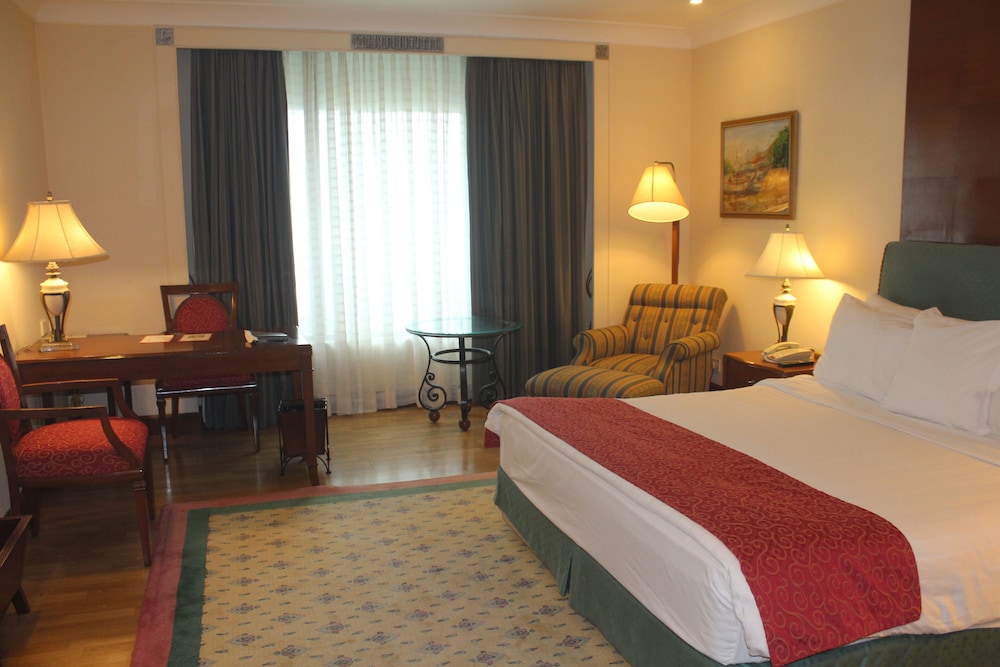 Welcomhotel by ITC Hotels, Cathedral Road, Chennai 16/58