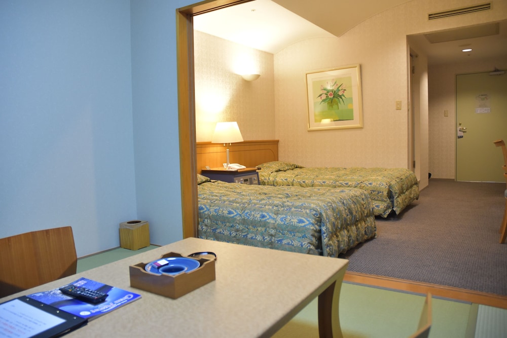 The Gran Resort Elegante Awajishima 48/59