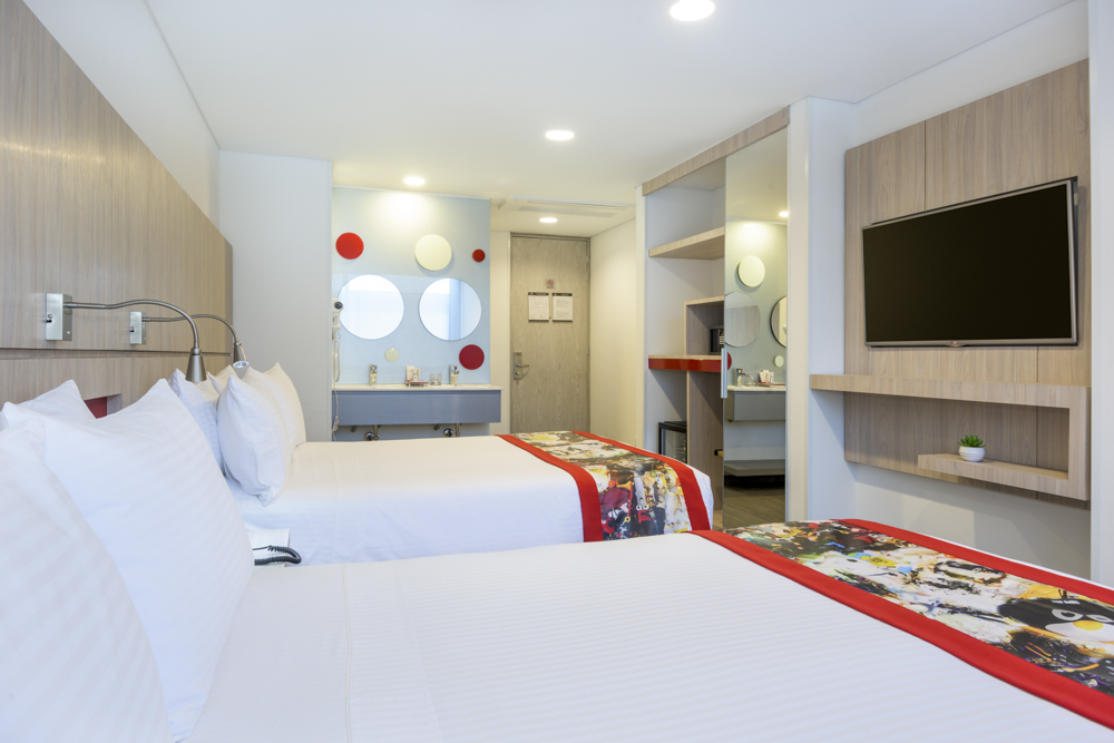 Standard, Twin Beds