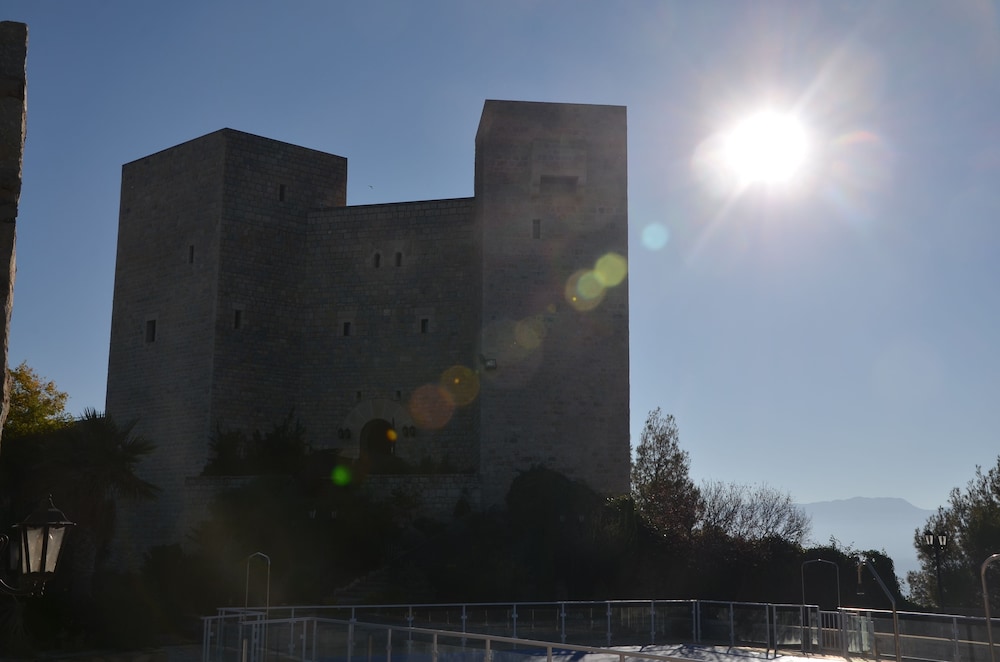 Parador De Jaen 4/50
