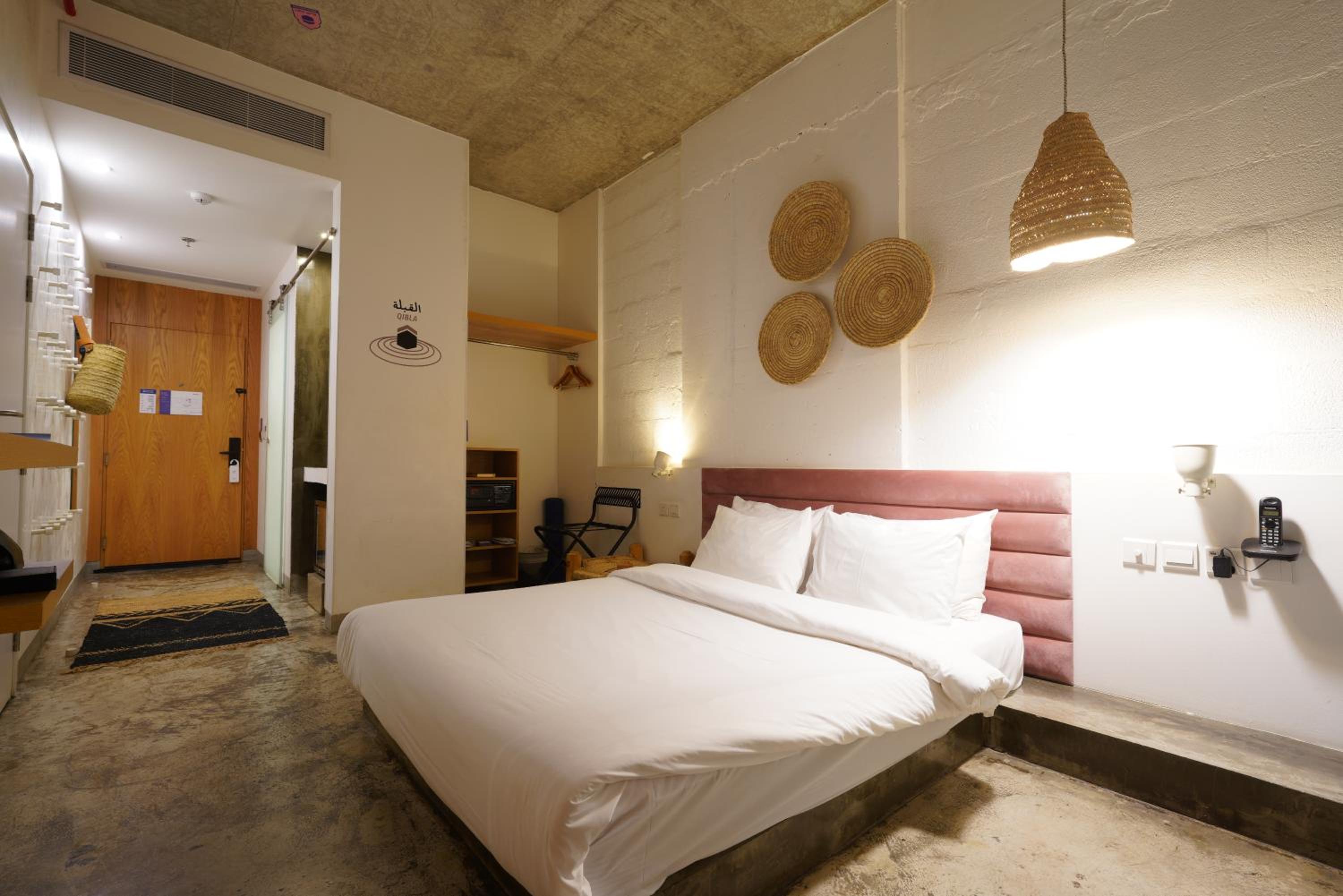 Heritage, King Bed