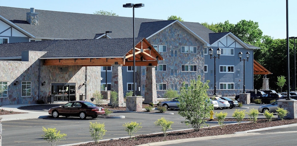 The Montcler Hotel & Conference Center 63/69