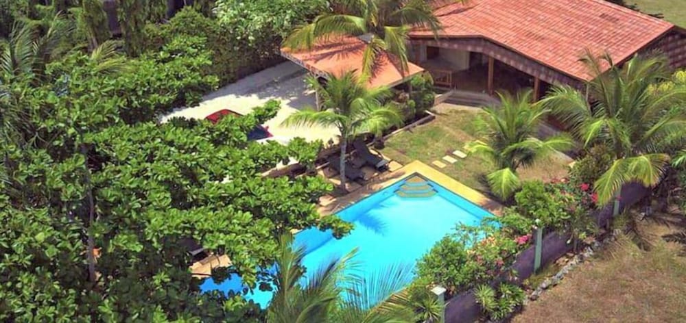 Alona 42 Resort 4/24