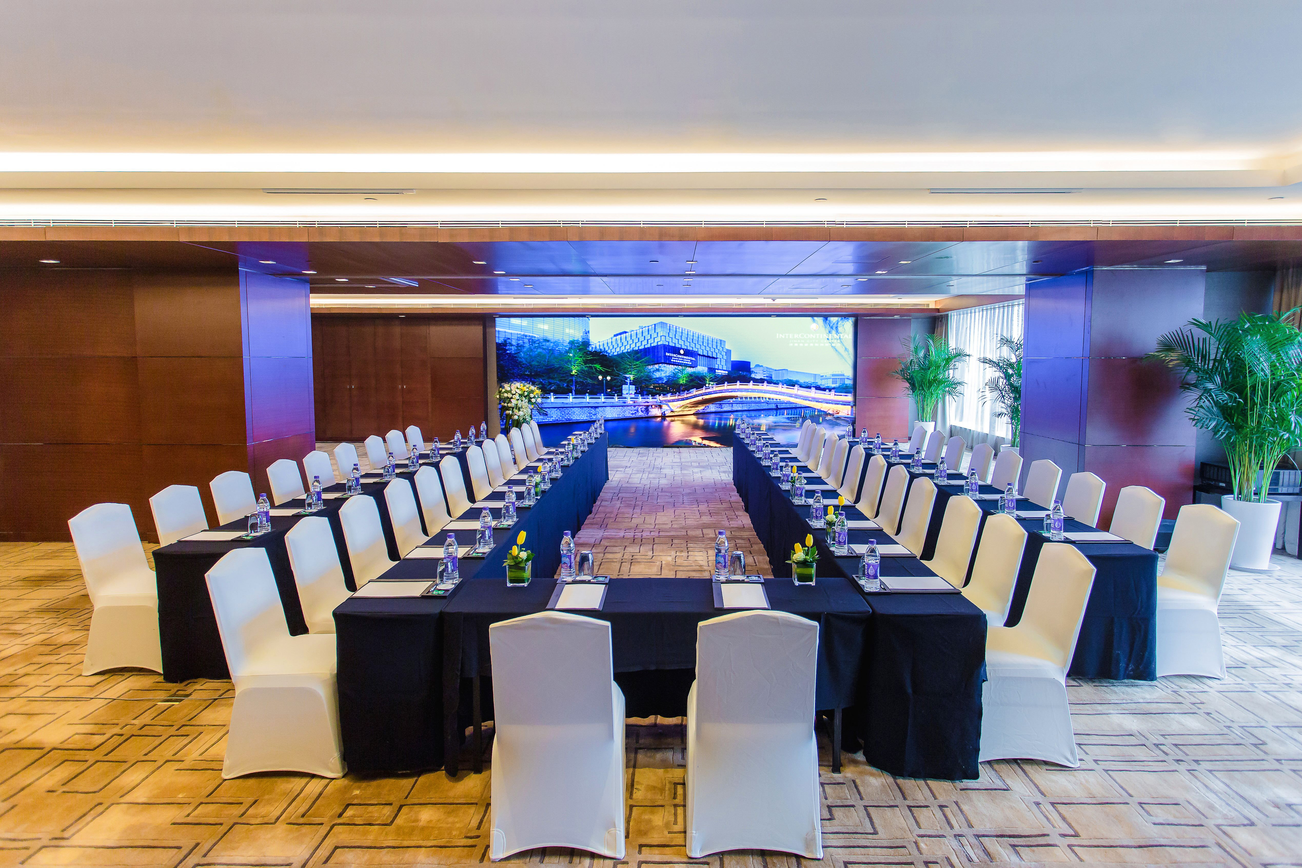 Intercontinental Jinan City Center Formerly Crowne Plaza Jinan City Center 41/50