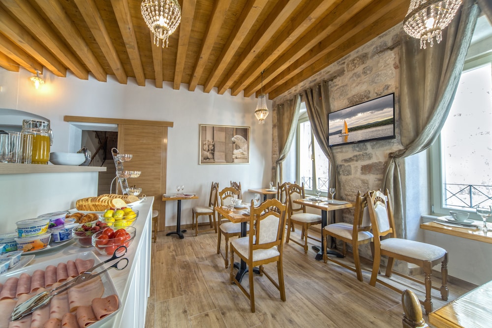 Villa Split Heritage Hotel 58/80