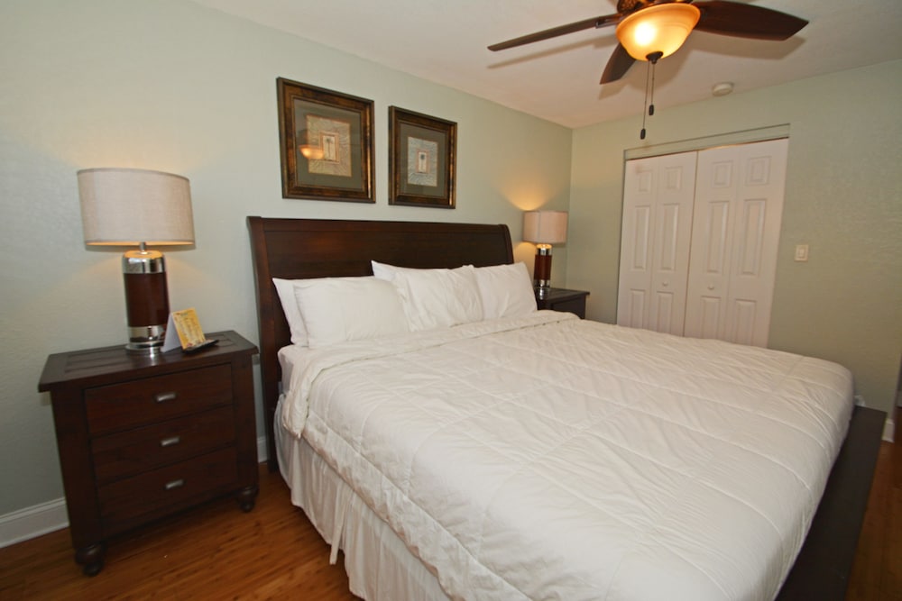 Westwinds Waterfront Resort 6/34