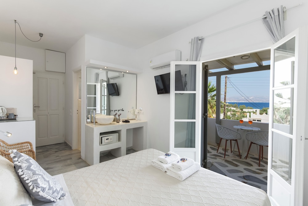 Standard, Twin Beds, Sea View, Balcony, Margarita Studios Ambelas 8/10