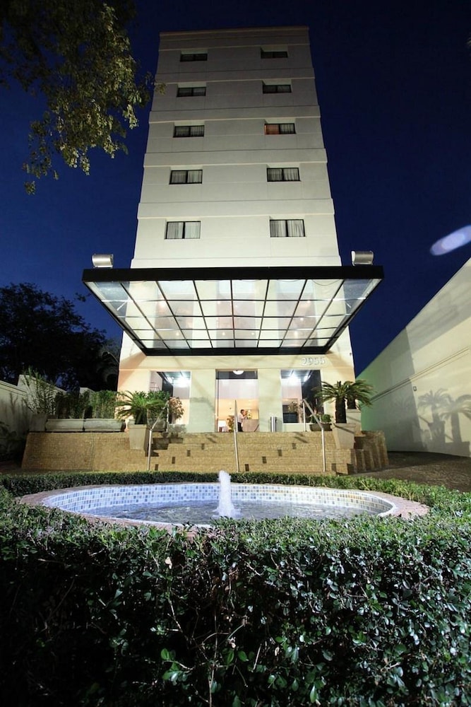 Oasis Tower Hotel 4/61