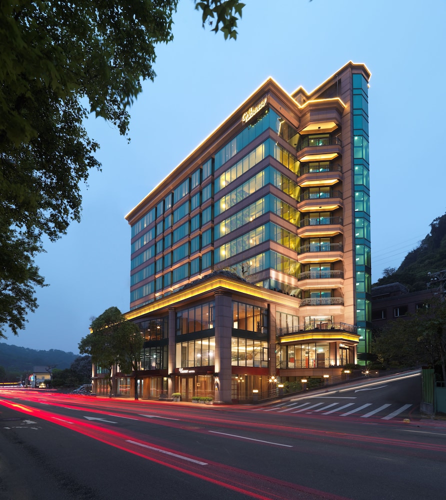 Yusense Hotel 1/32
