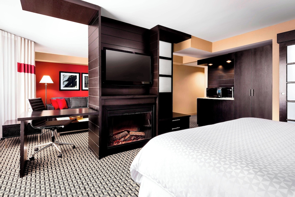 Studio, King Bed, Sofa