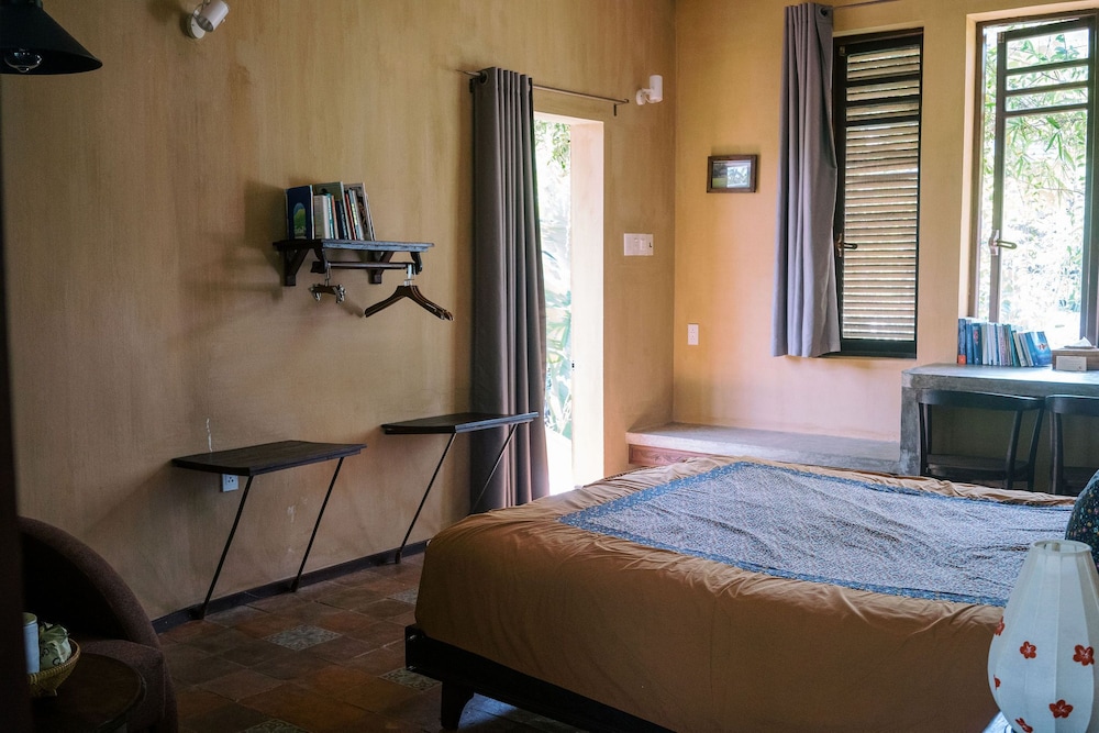 River, Sunset, Studio, Queen Bed