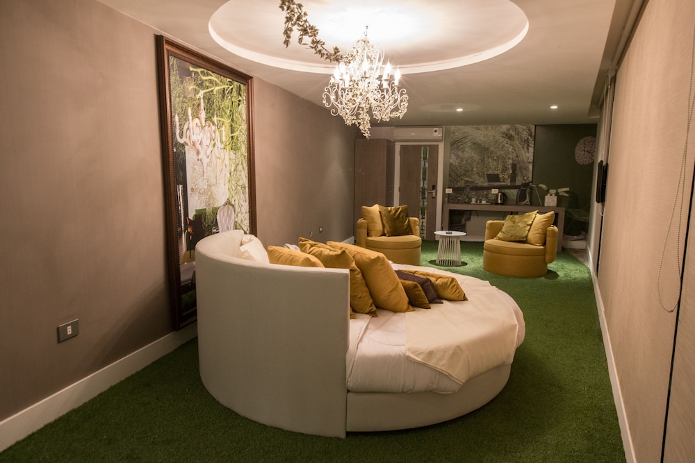 Four Seasons Halat 31/50