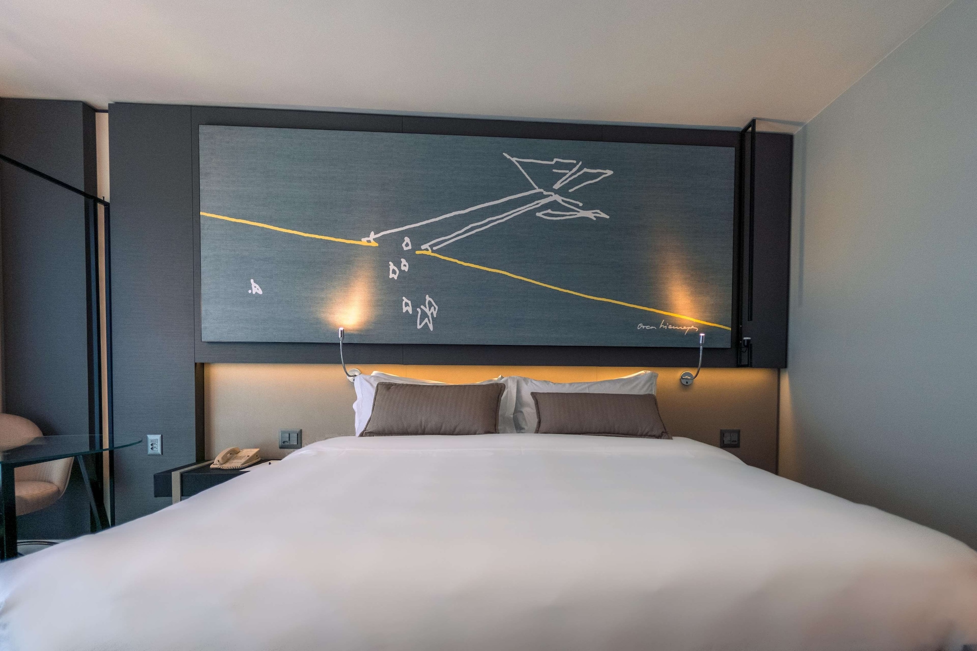 Superior King Bed