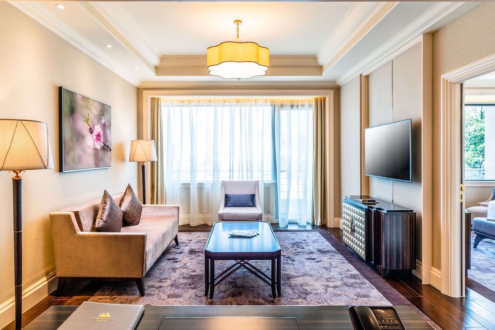 Caravelle Hotel Saigon 46/80