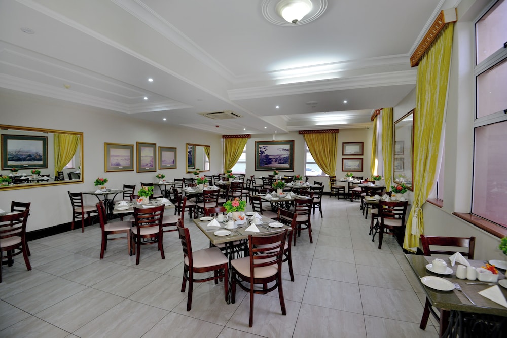 The Balmoral Hotel 44/62