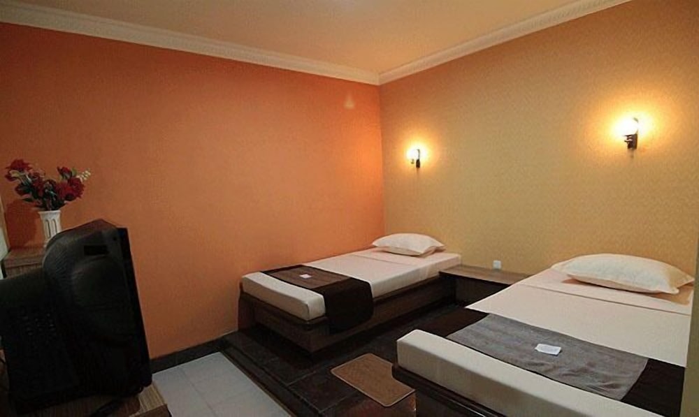 PATRIA PALACE HOTEL 7/17