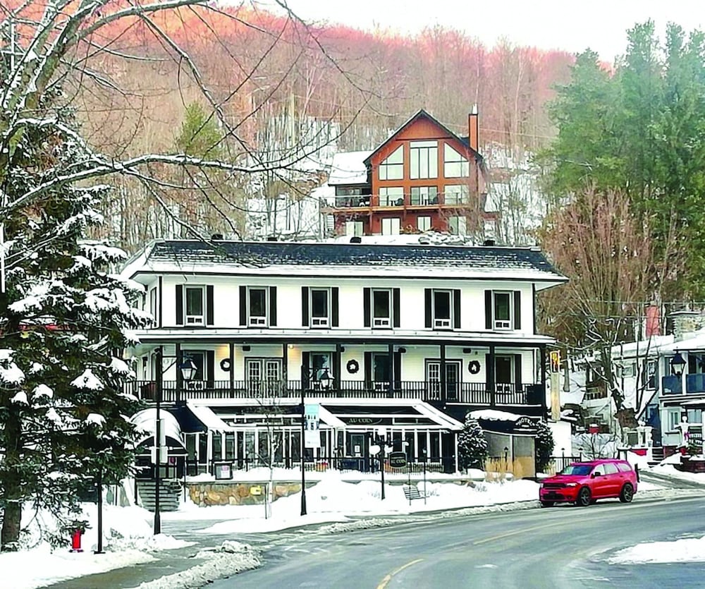 Hotel Mont-Tremblant 2/61