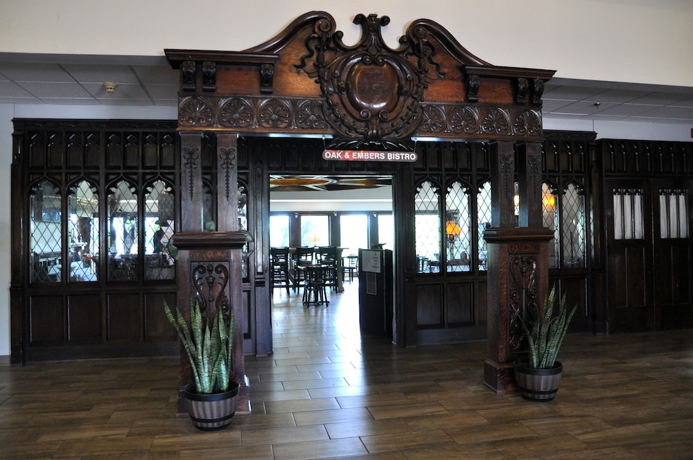Riverview Inn & Suites, Ascend Hotel Collection 40/72