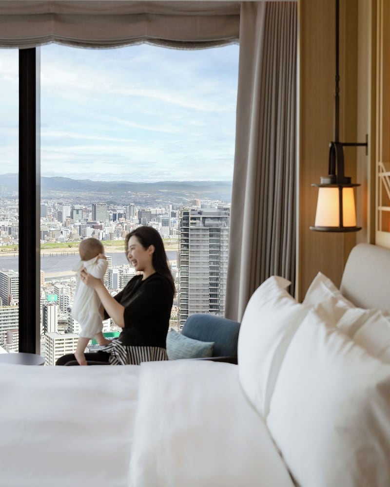 Waldorf, Penthouse, King Bed