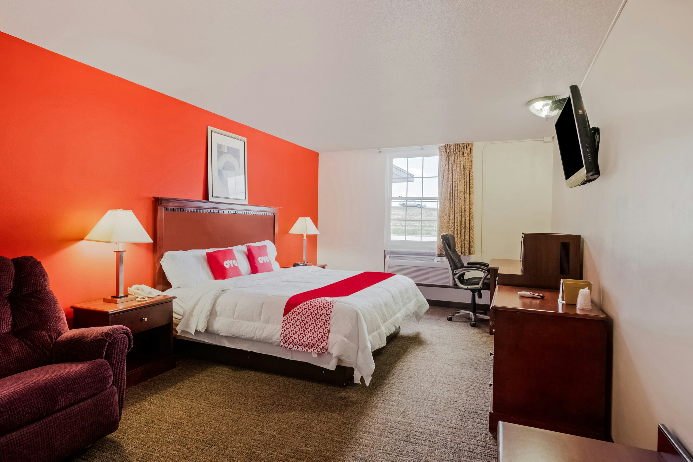 OYO Hotel Morton/Peoria IL I-74 7/21