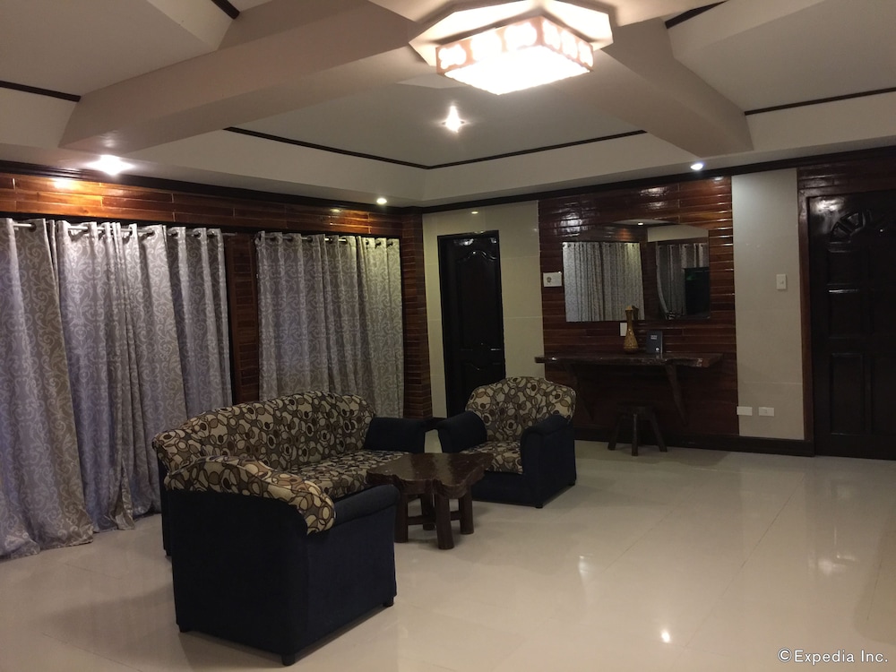 Dumaluan Beach Resort 15/35