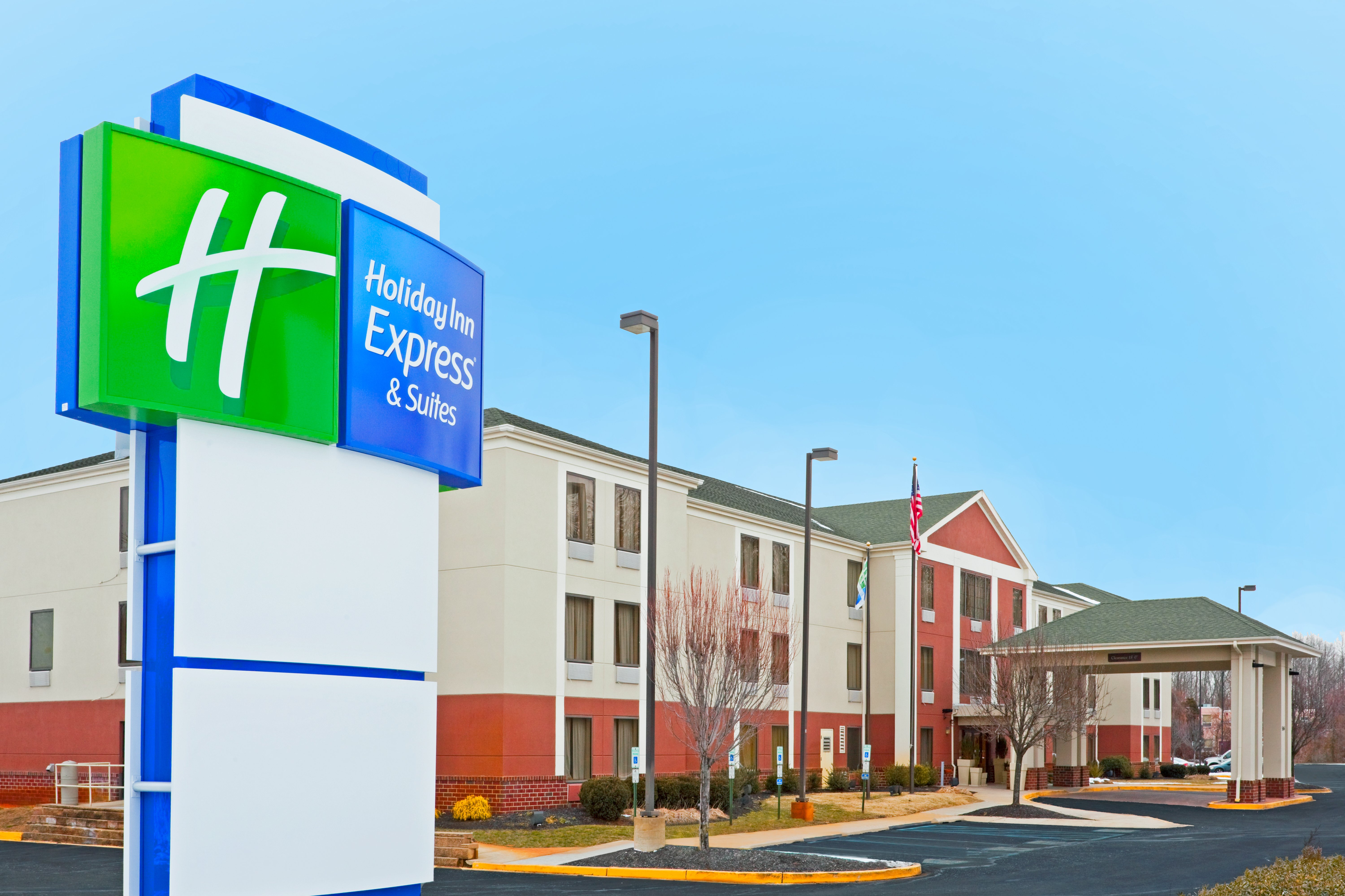 Holiday Inn Express & Suites Carneys Point - Pennsville, an IHG Hotel 47/51