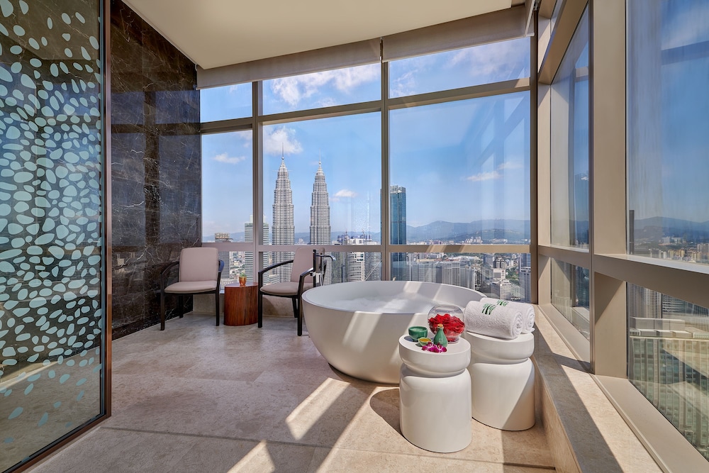 Banyan Tree Kuala Lumpur 32/50