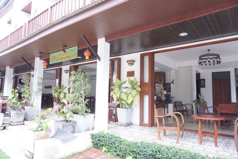 Sri Chiangkhan Hotel 4/44